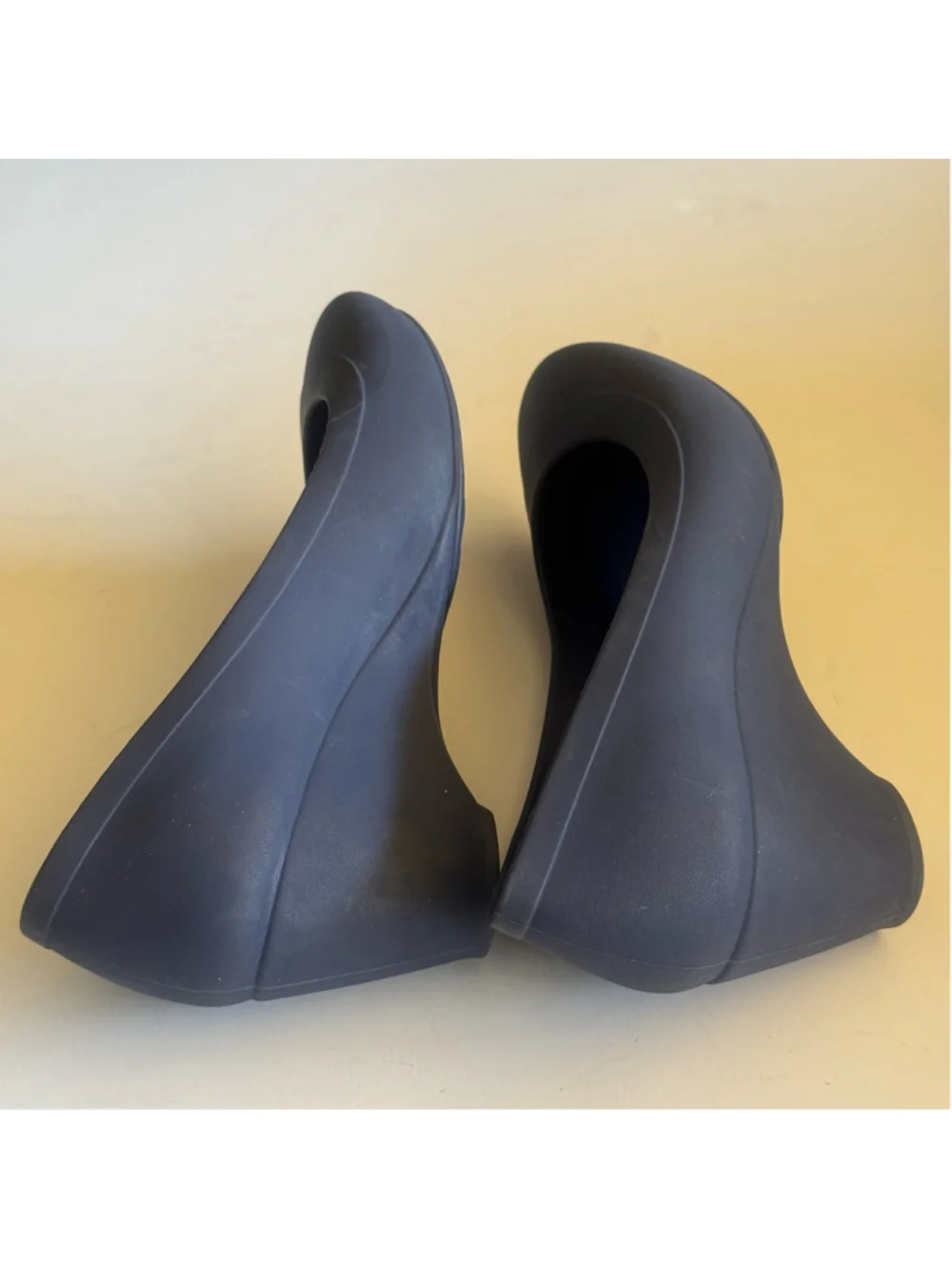 Crocs Dual Comfort Navy Blue Wedge Pumps Women’s Size 7 Work Career Shoes
